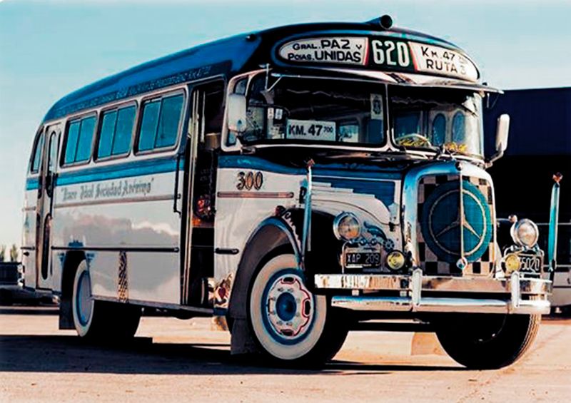 Colectivo histórico de la línea 620